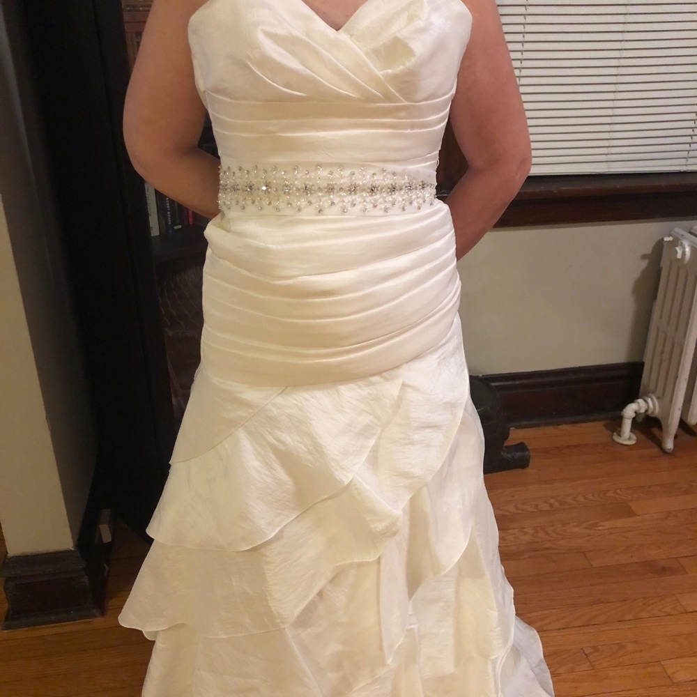Wtoo Size 2 wedding dress